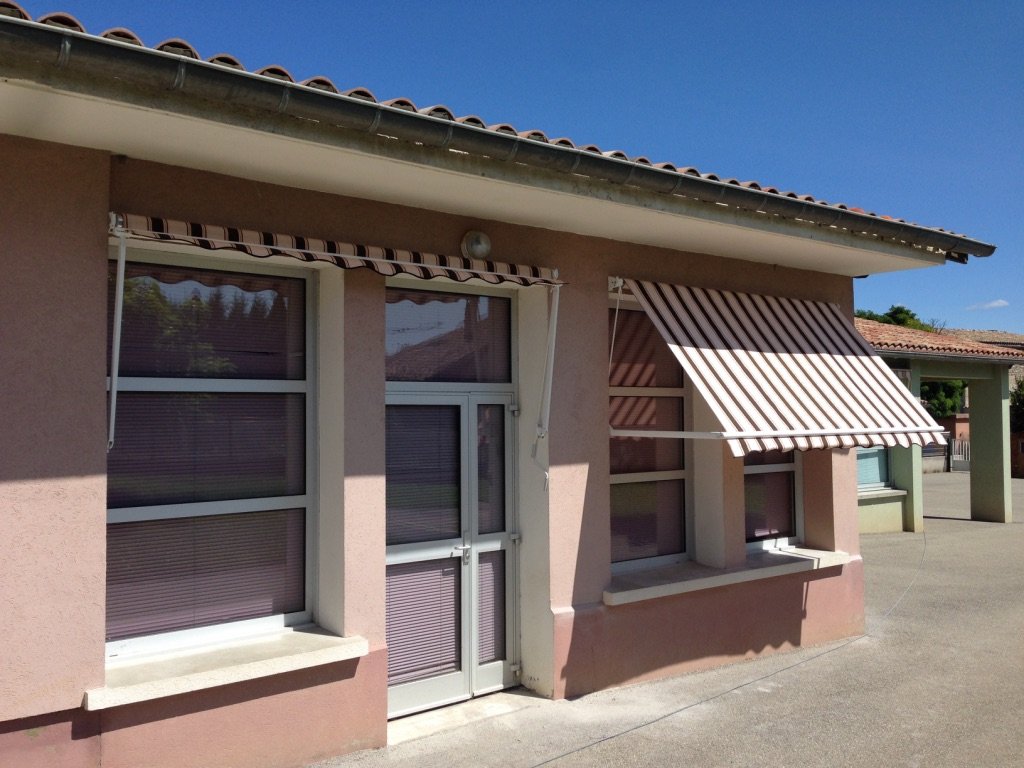 store à projection