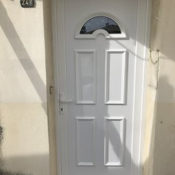 Porte d'entrée PVC BIARRITZ